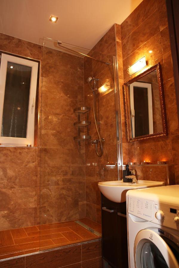 City Center Apartment In Middle Of Pressburg Exterior foto